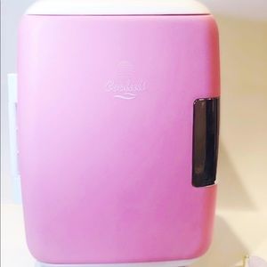 Cooluli Mini (Makeup) Fridge
